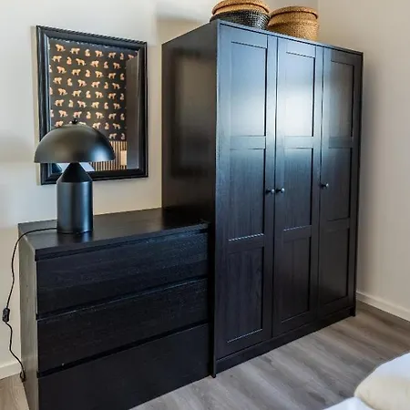 Hangar 19 Superior Mit Balkon Und Seeblick H7w3 Apartamento *