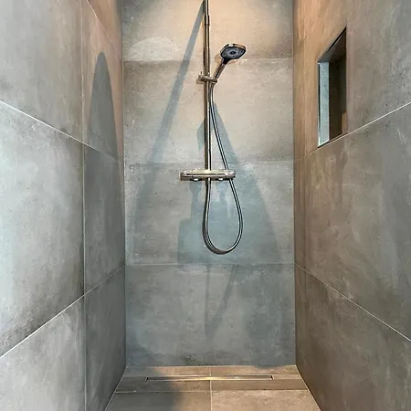 Hangar 19 Superior Mit Balkon Und Seeblick H7w3 Apartamento